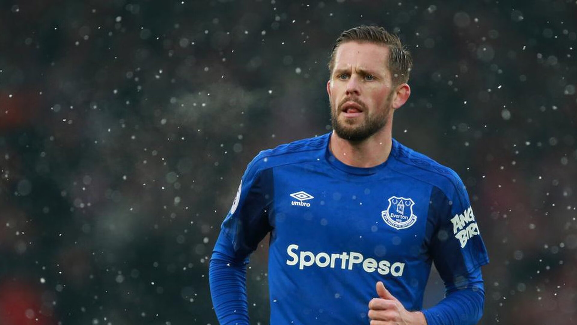 开云体育官网登入-水球防守严密波兰队实力增强，波兰球在水沟