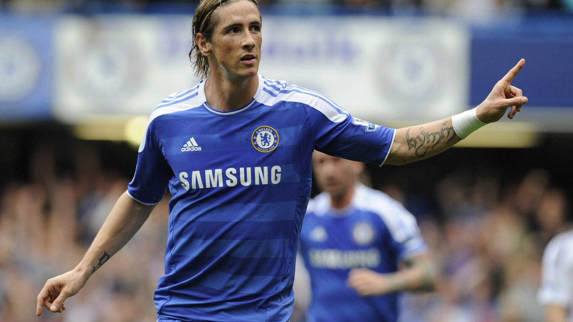 法甲逆境中崛起:坚韧不拔的精神力量,法甲的强队